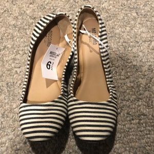 Mossimo Flats